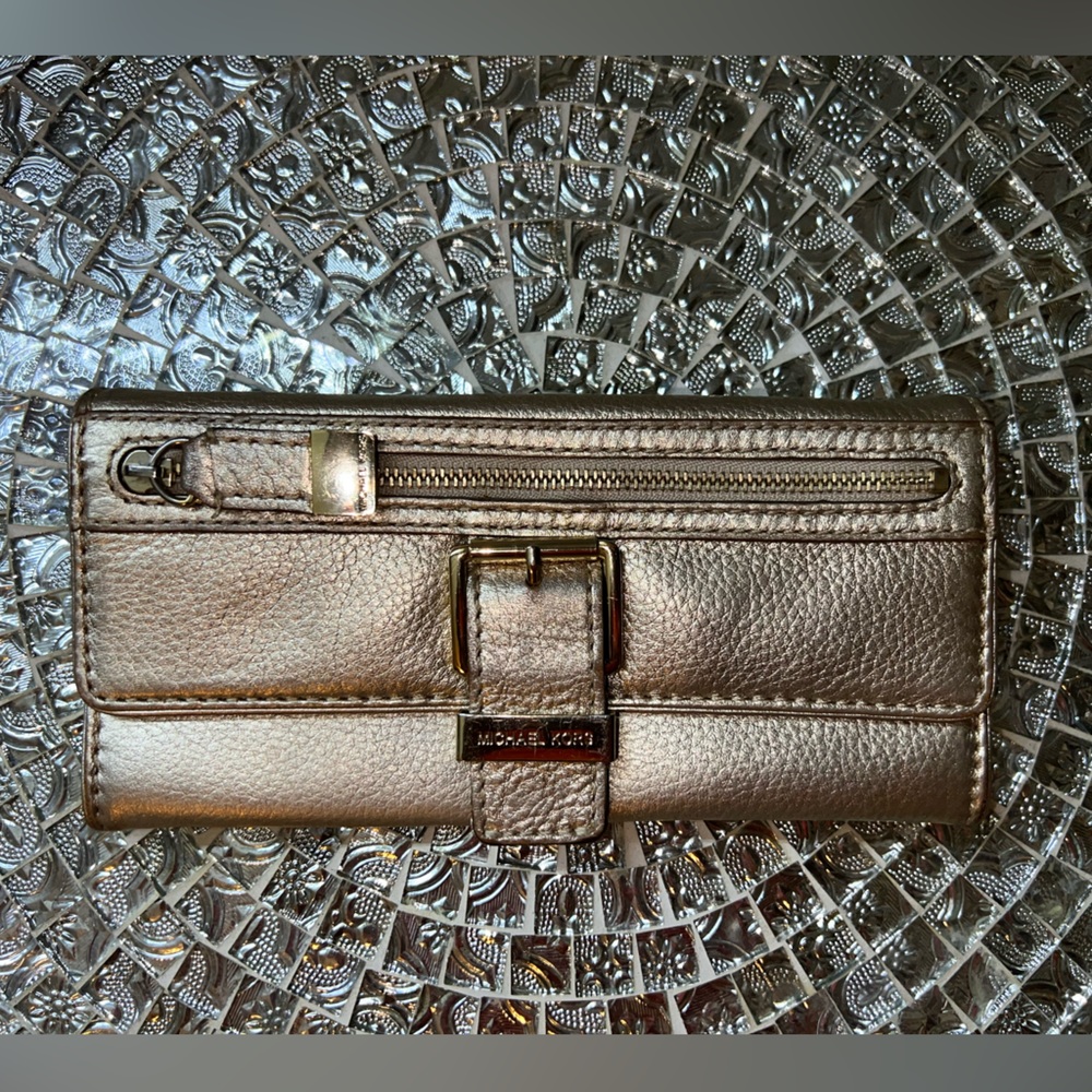 Michael Kors wallet